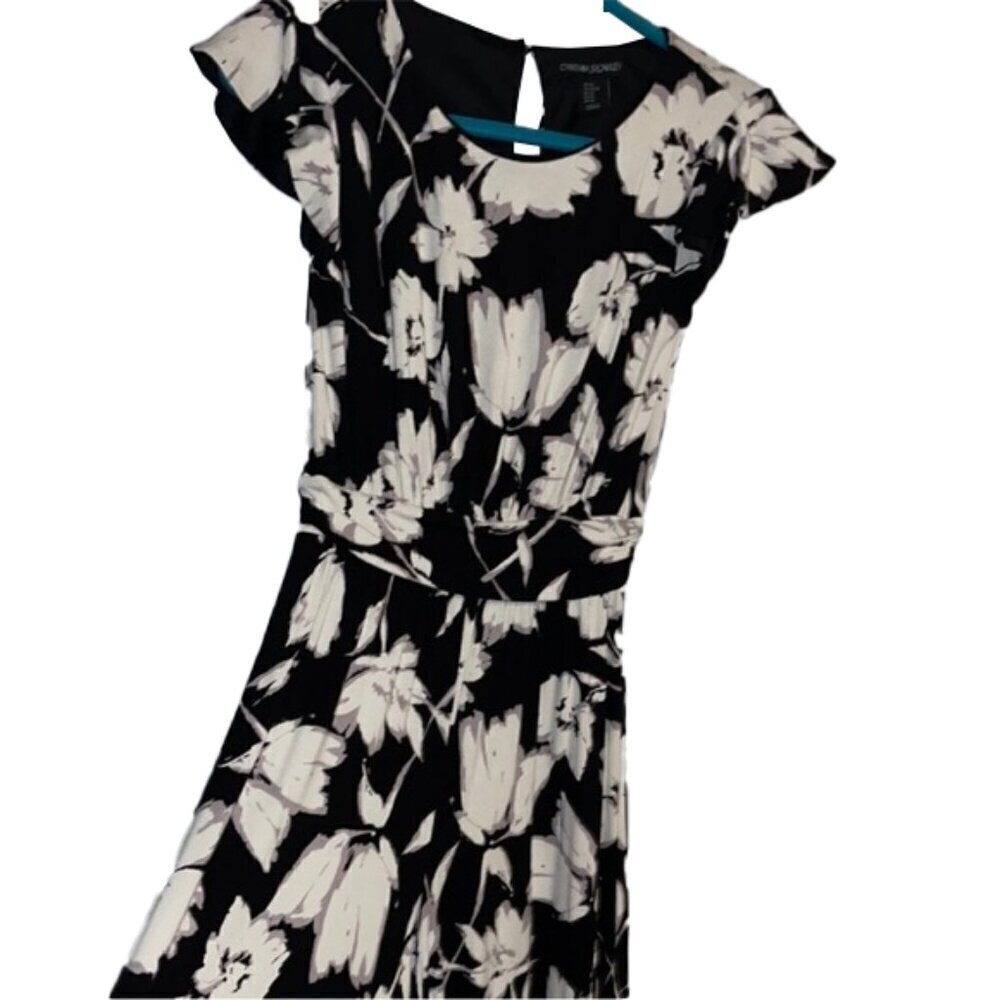 ❤️ CYNTHIA ROWLEY flowy and Floral jumpsuit Size L